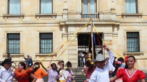 Fotografía de Danzas Llaneras de María Aurora Martínez